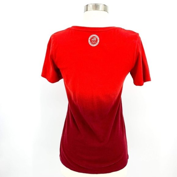 🎉The Nike Tee Red & Burgundy Ombre V-Neck T-Shirt - Picture 2 of 4